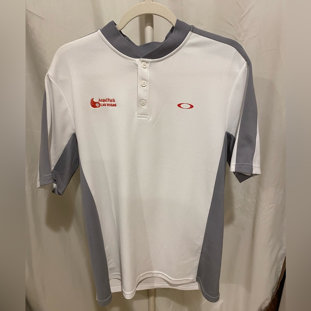Oakley golf shirt